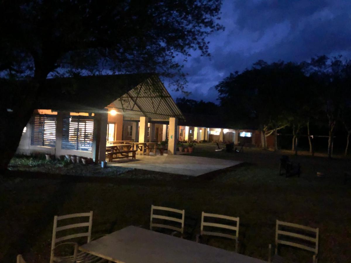 Inkosana Berg Lodge Champagne Valley Bagian luar foto