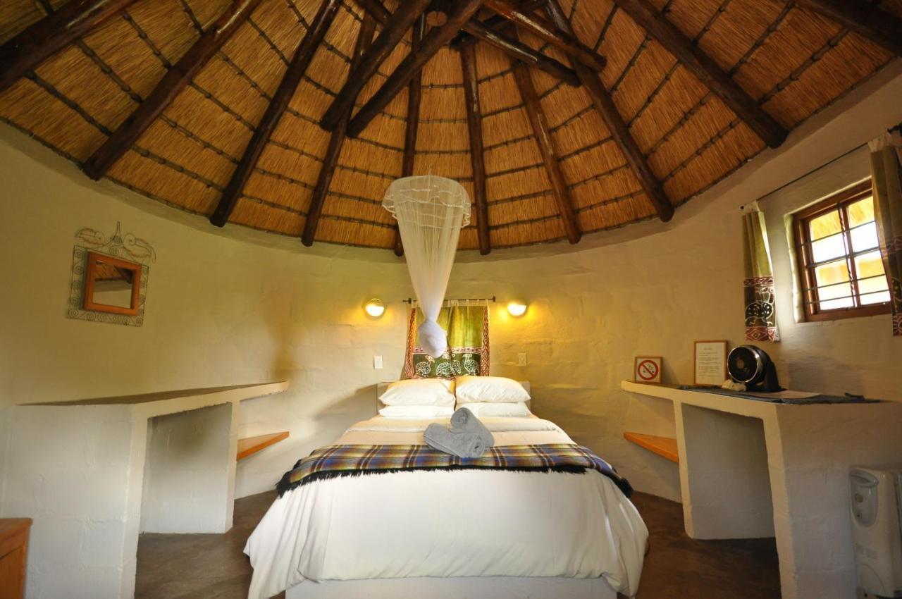 Inkosana Berg Lodge Champagne Valley Bagian luar foto
