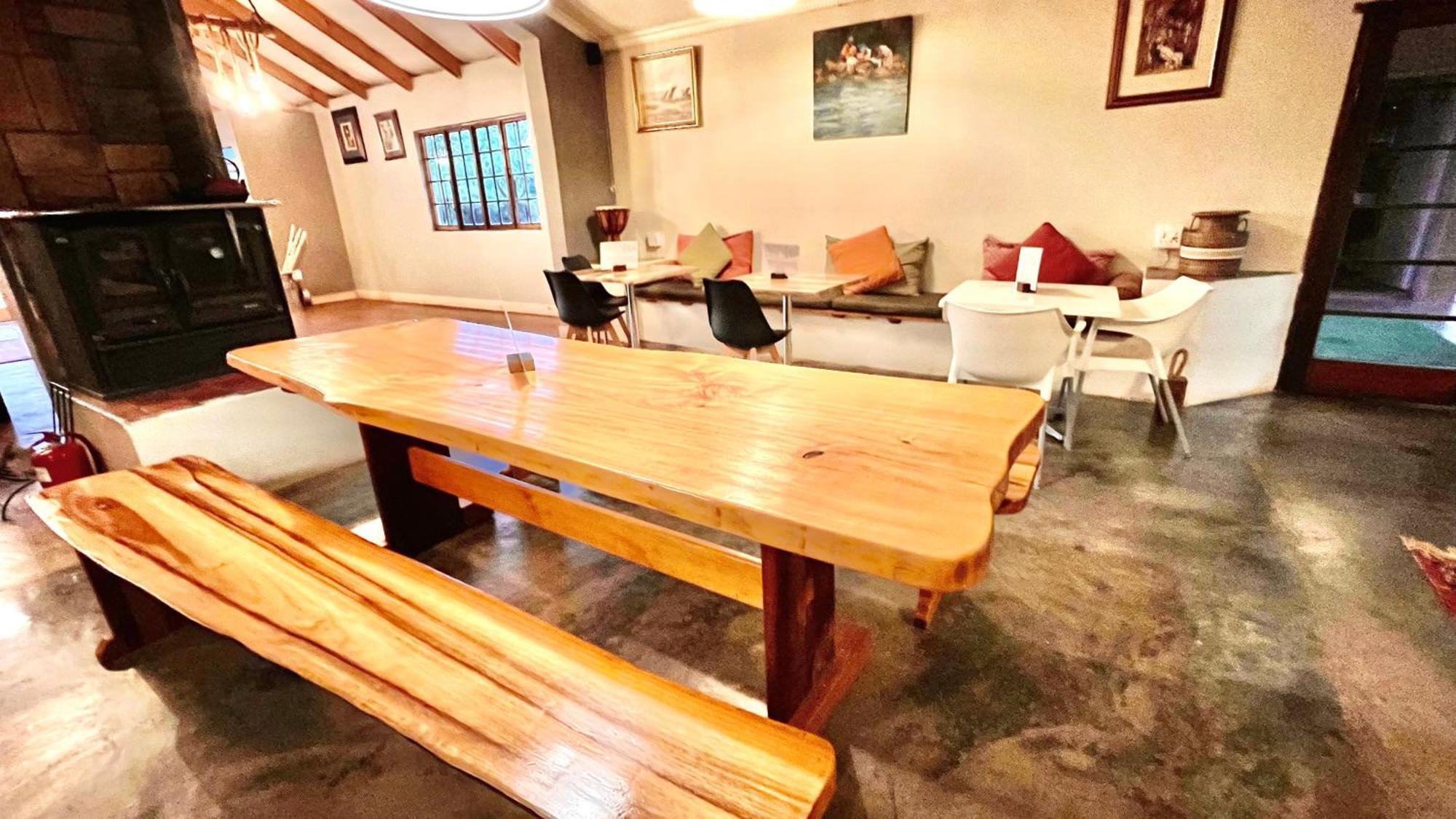 Inkosana Berg Lodge Champagne Valley Bagian luar foto