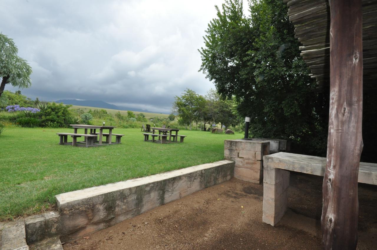 Inkosana Berg Lodge Champagne Valley Bagian luar foto